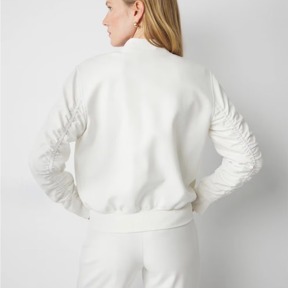 White House Black Market Cream Bomber Jacket - Picture 5 of 6
